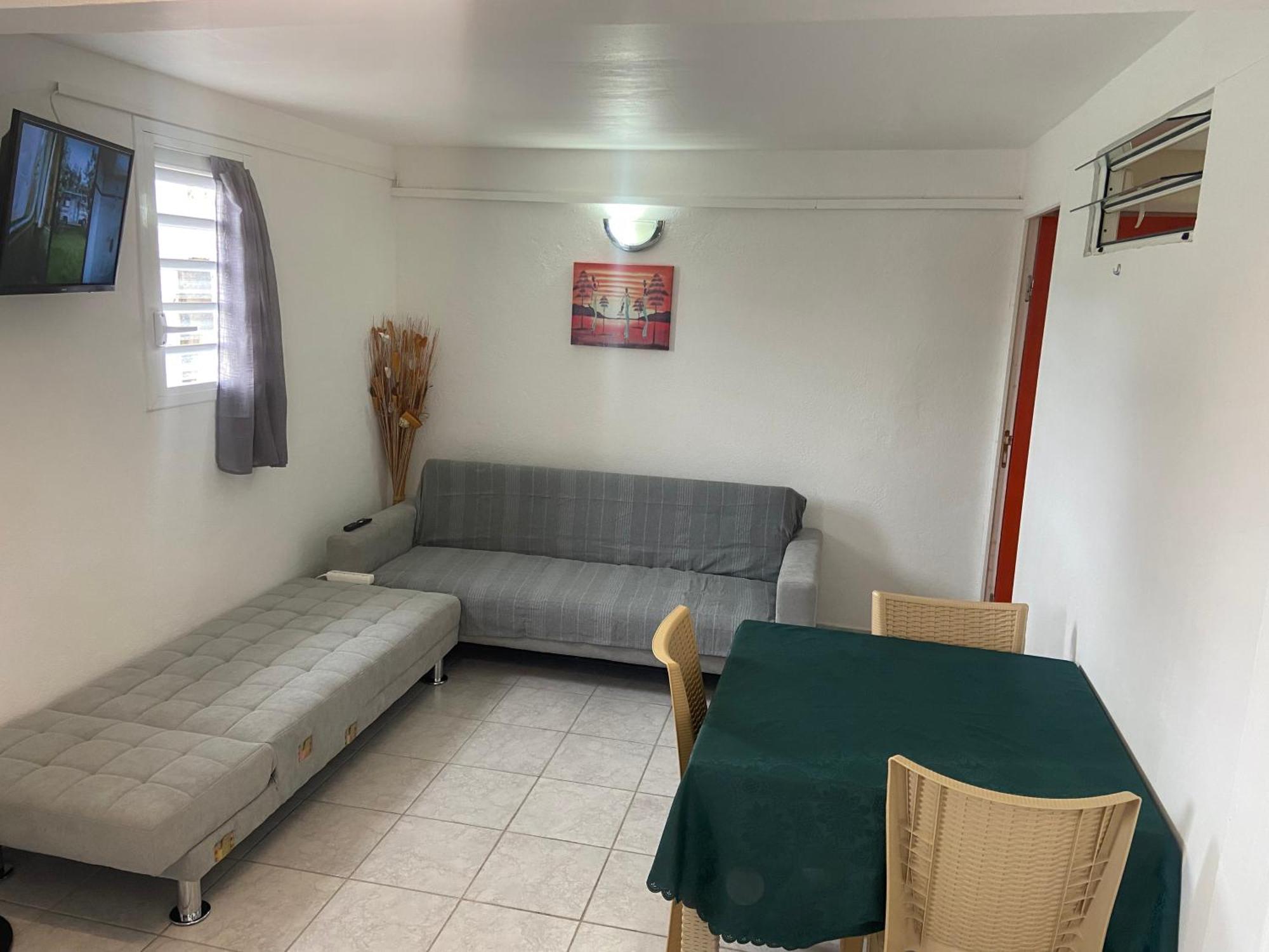 Logement De 40M2 Avec Terrasse, Moderne Et Equipe Petit-Canal Exteriér fotografie