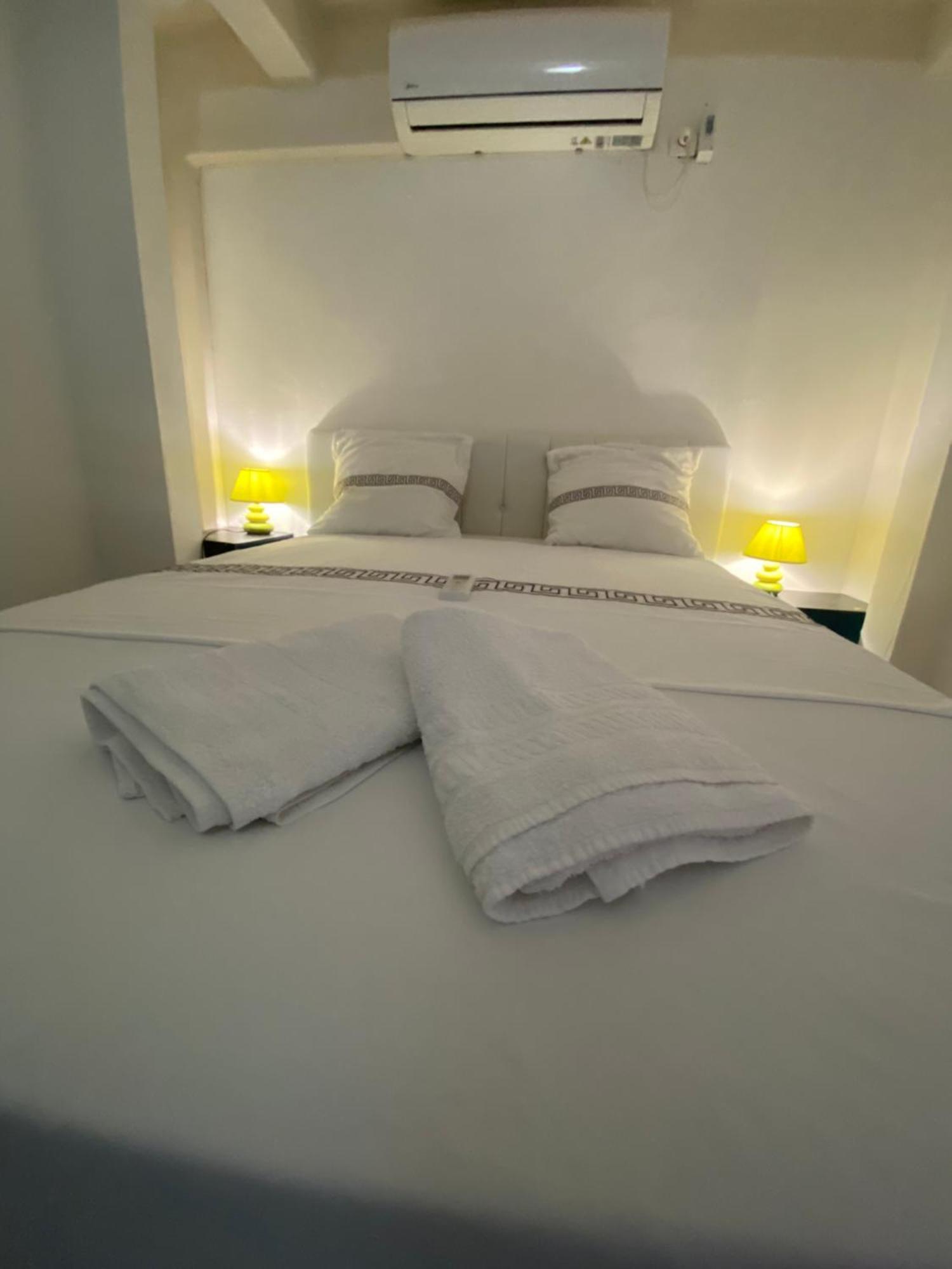 Logement De 40M2 Avec Terrasse, Moderne Et Equipe Petit-Canal Exteriér fotografie